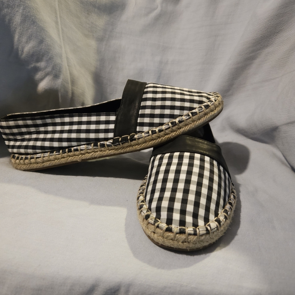 ST JOHNS BAY checkered canvas slip on